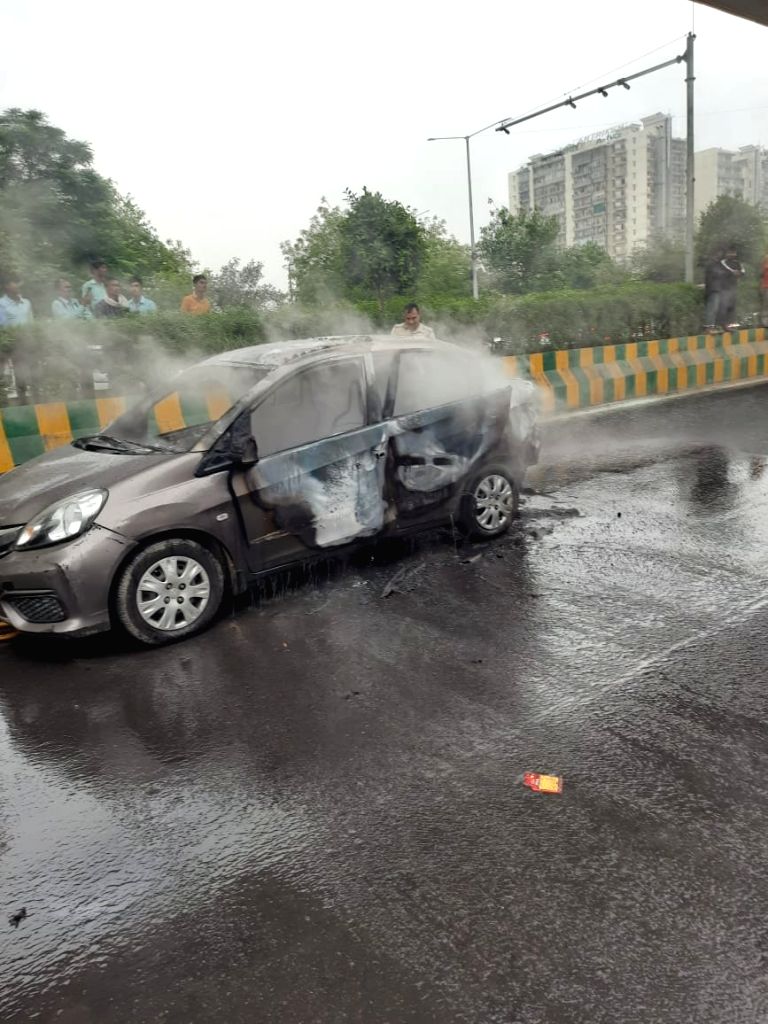 Free photo : A fierce fire broke out in a moving car, a young man and a ...