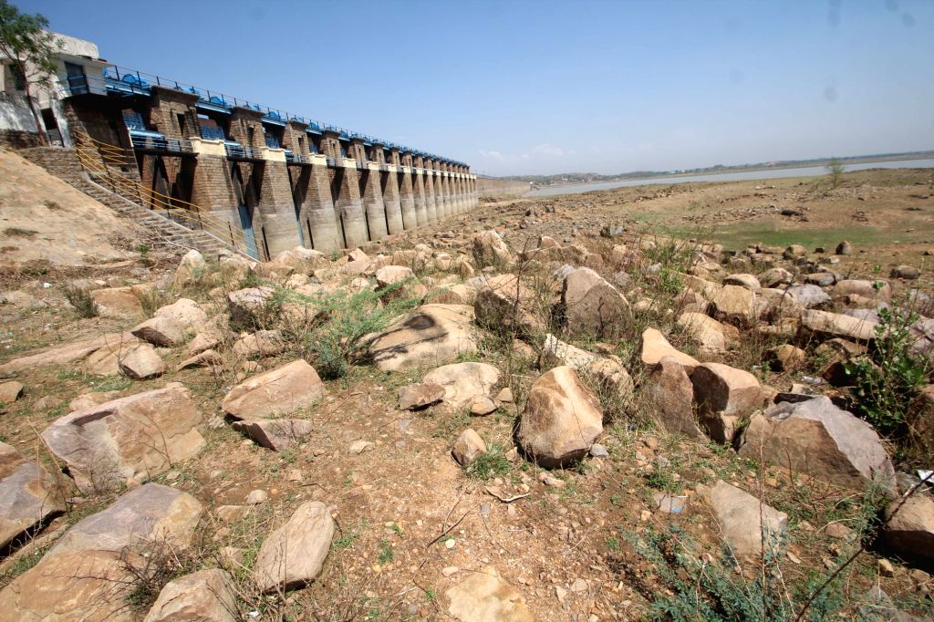 Himayat Sagar reservoir