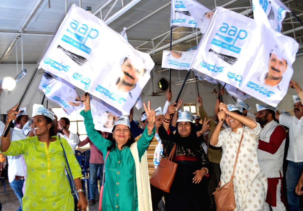 AAP sweeps Delhi Assembly polls 2020, party workers celebrate