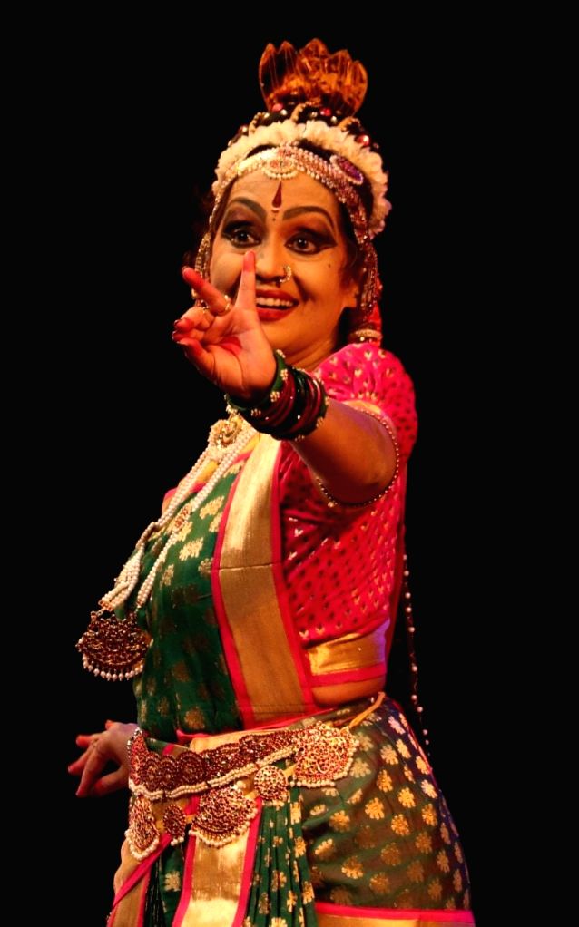 Free Photo Acclaimed Kuchipudi Danseuse Sobha Naidu Passes Away