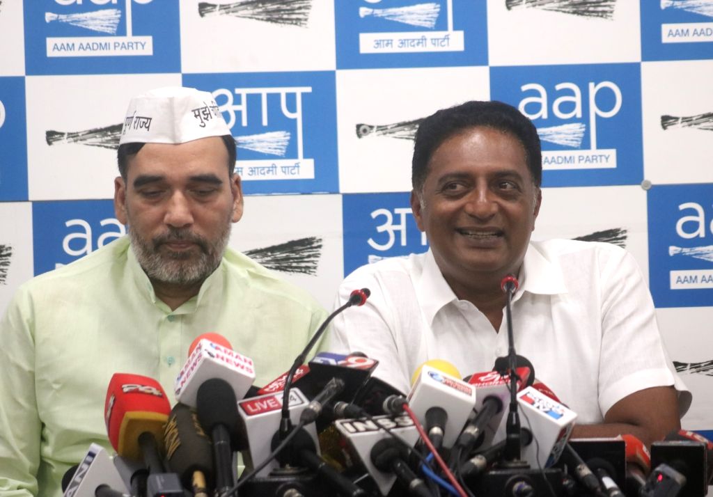 Prakash Raj's press conference