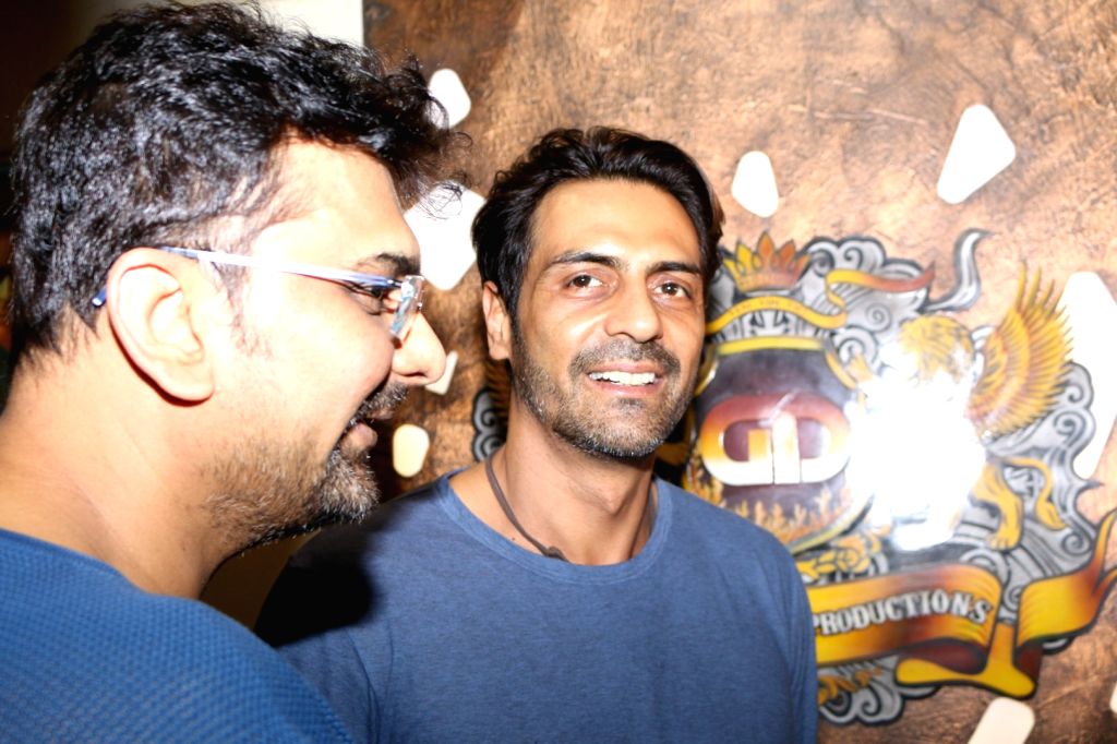 Media interaction of film Aankhen 2