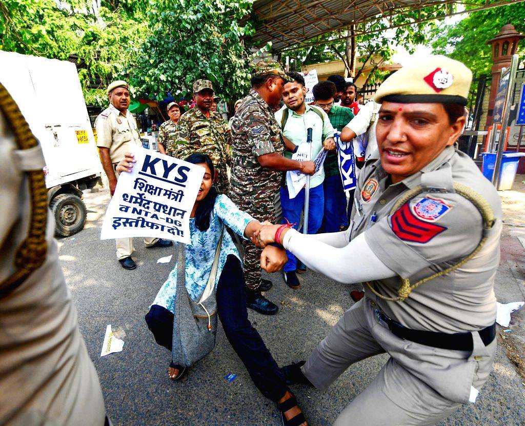 aisa-kys-protest-against-nta-s-alleged-mismanagement