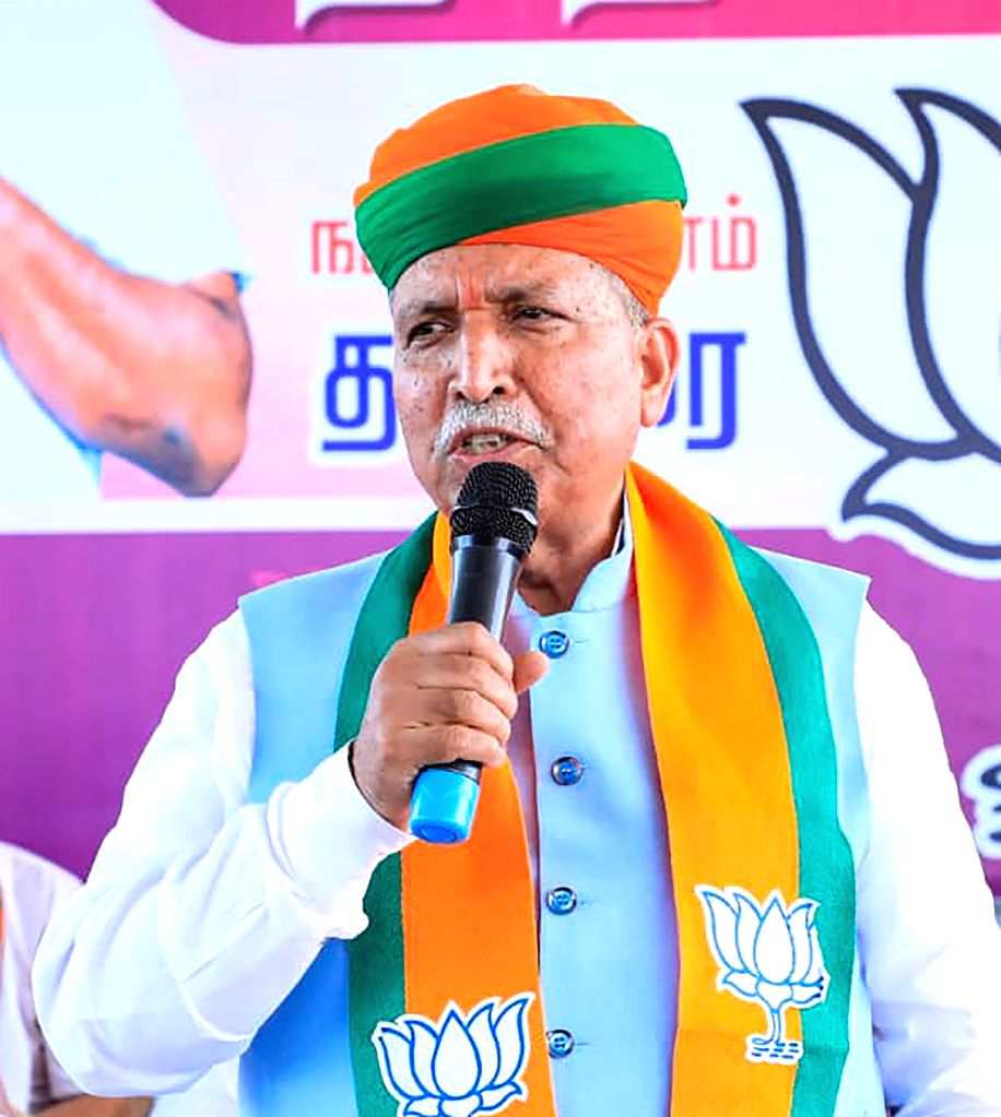 Arjun Ram Meghwal campaigns for BJP candidate