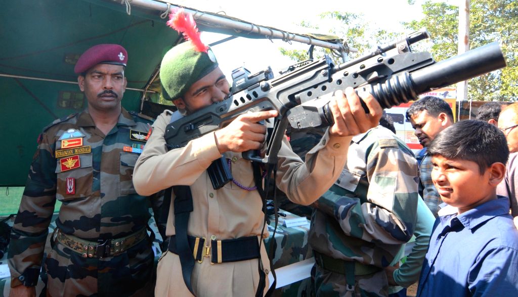 Free photo : Army displays weapons and equipment, conducts first-ever ...