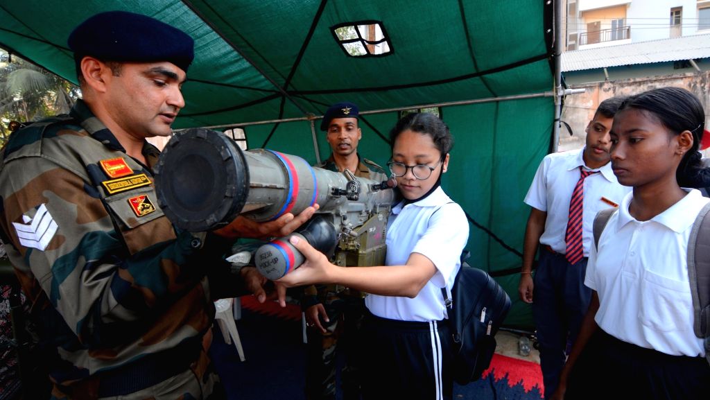 Free photo : Army displays weapons and equipment, conducts first-ever ...