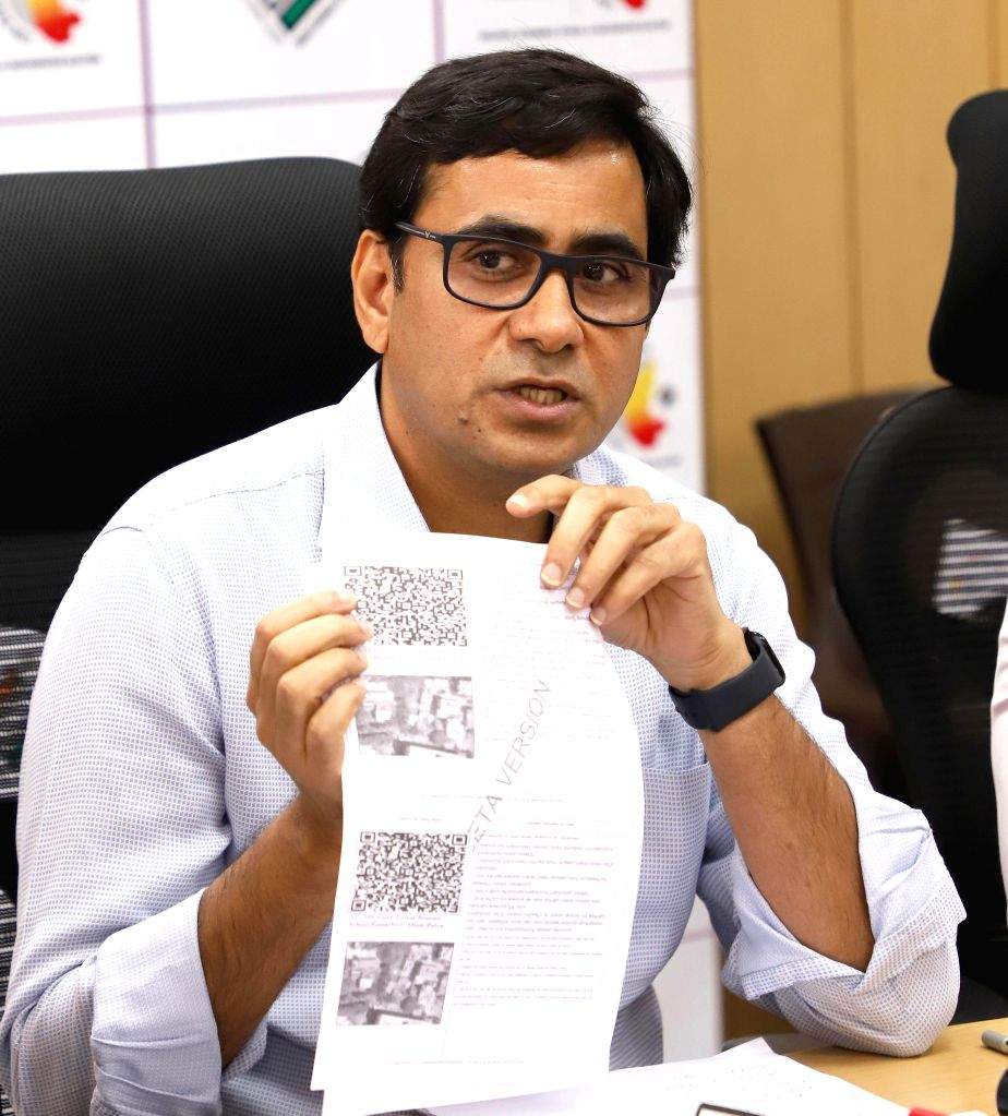 Bengaluru : Chief Electoral Officer Manoj Kumar Meena addresses a press ...