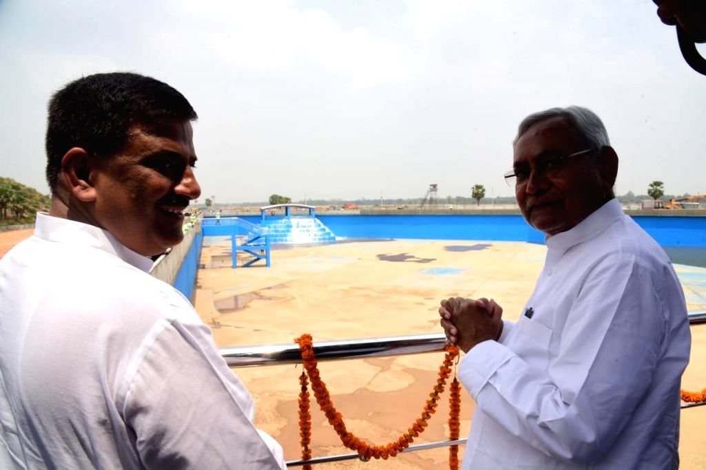 Bihar CM Nitish Kumar during an inspection of the Water Treatment Plant