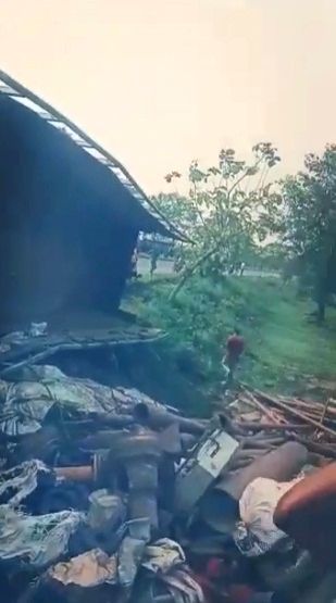 8 labourers killed after truck overturns in Bihar's Purnea