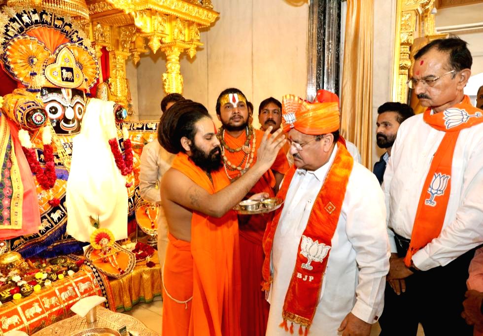 : Ahmedabad: BJP national president JP Nadda offers prayers at ...