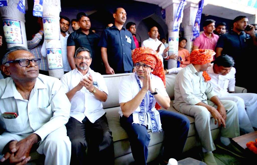 BSP National Coordinator Akash Anand meets with the Koli community