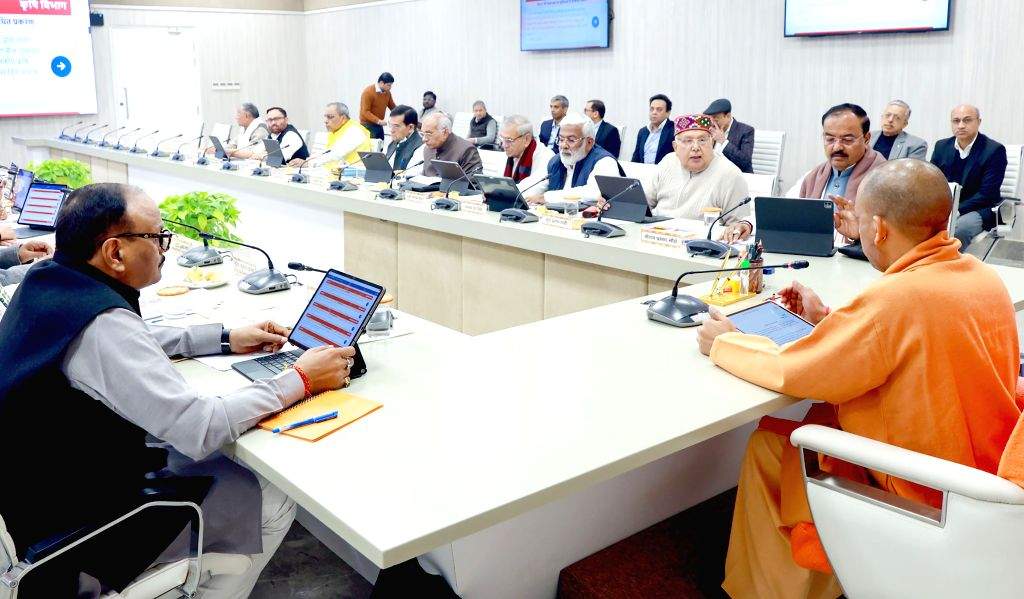 CM Yogi Adityanath Chairs Cabinet Meeting