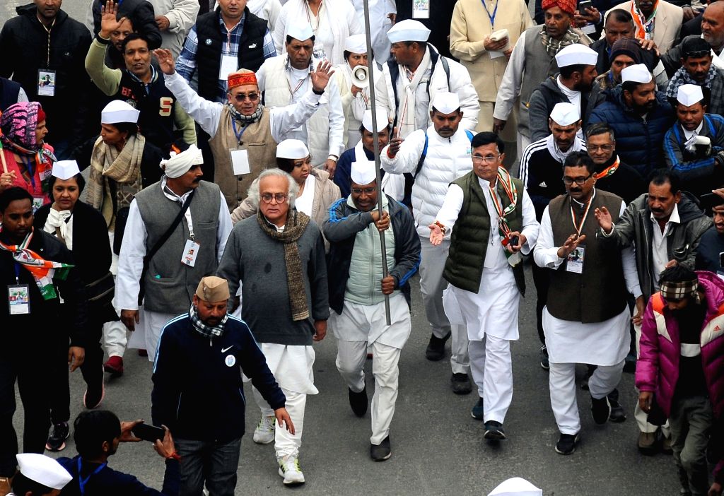 Congress leaders Jairam Ramesh with party members during the 'Bharat ...