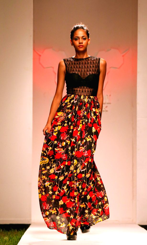 Dar es Salaam (Tanzania): Swahili Fashion Week 2014 Dar es Salaam (Tanzania): Swahili Fashion Week 2014
