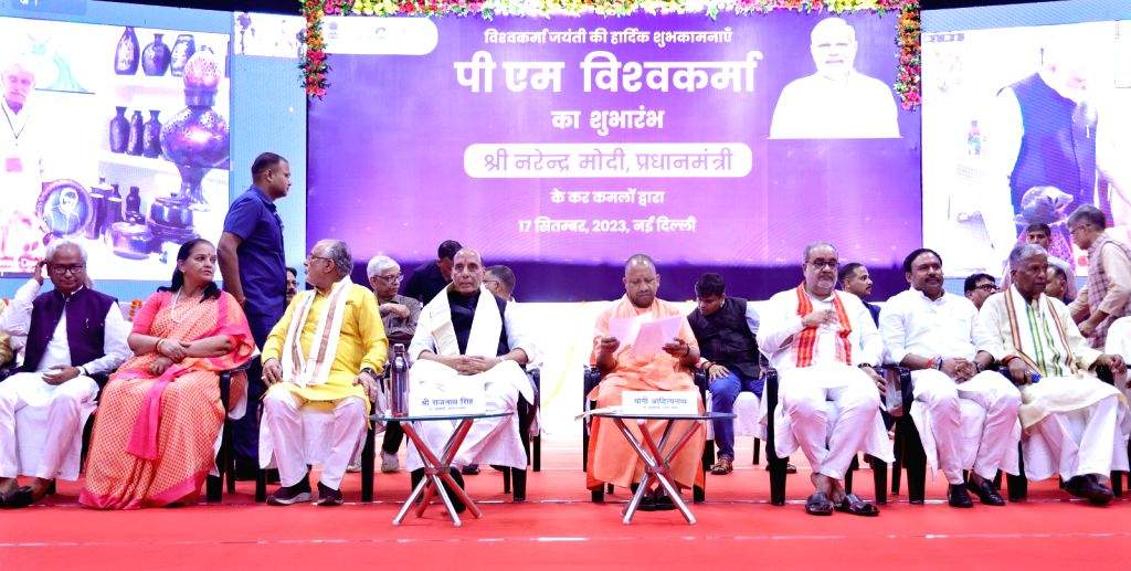 Defence Minister Rajnath Singh and Uttar Pradesh CM Yogi Adityanath at ...