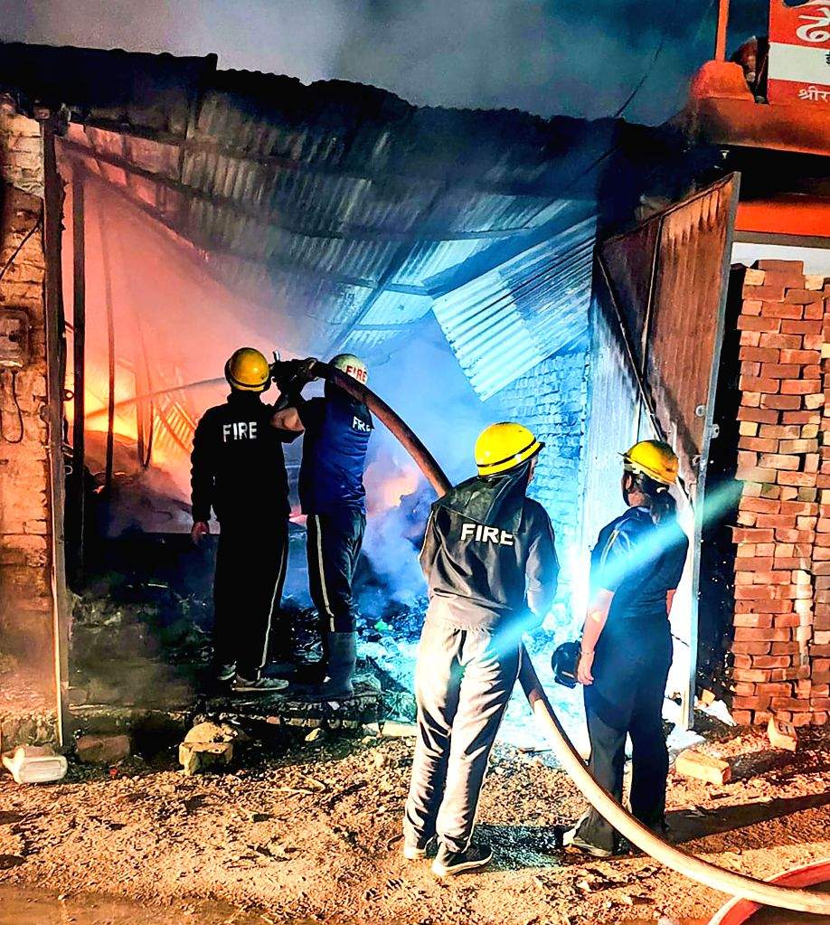 Fire Breaks Out at Scrap Warehouse