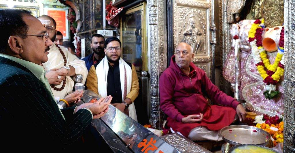 Delhi BJP President Virendra Sachdeva offers prayers at Narsingh ...