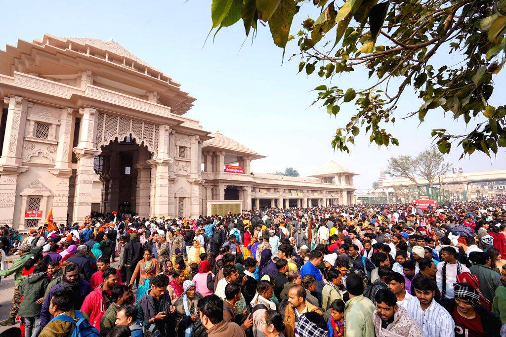 Devotees Offer Prayers at Shree Ram Janmabhoomi Temple