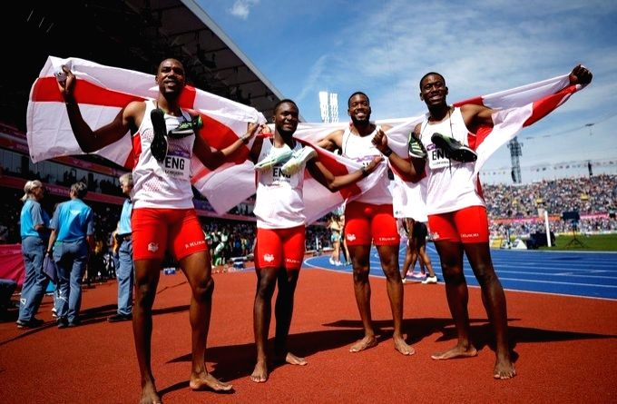Free Photo England Defend Men S 4x100m Title At Commonwealth Games