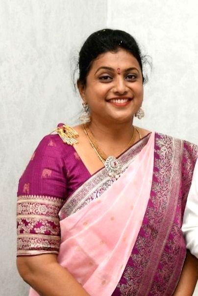 Aircraft with Andhra politicos diverted to Bengaluru following ...