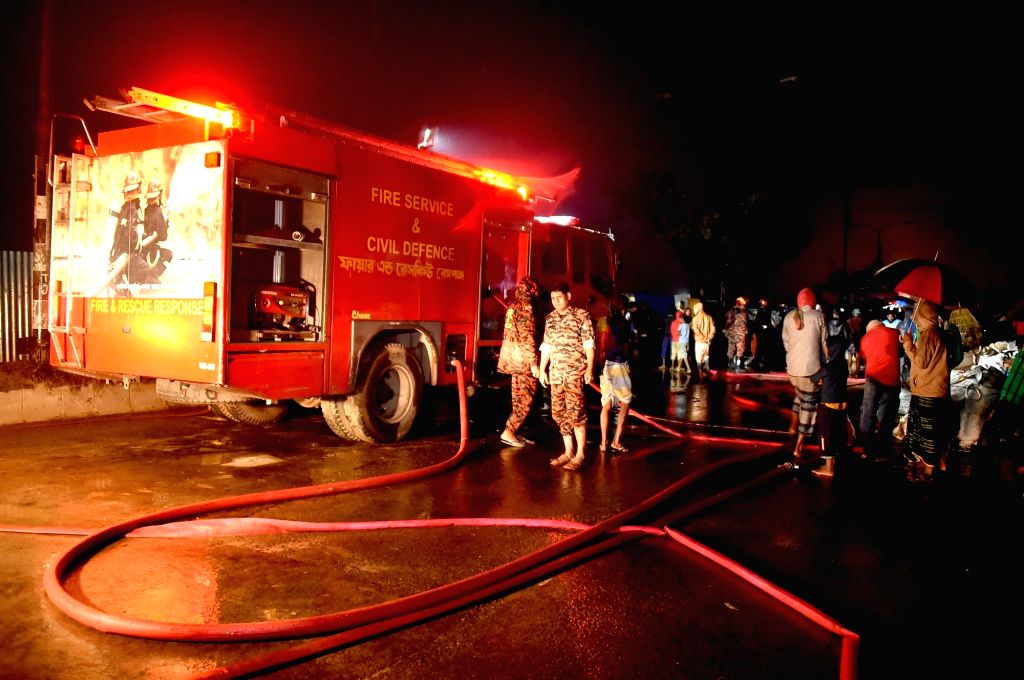 Fire in Dhaka building kills 6