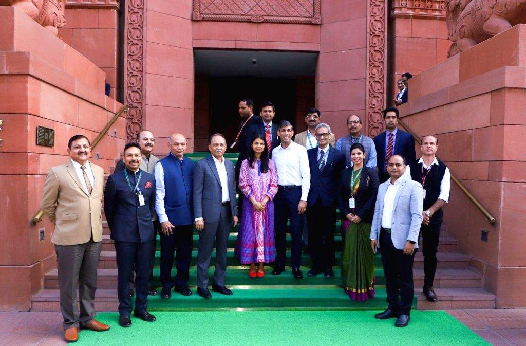 former-uk-prime-minister-rishi-sunak-visits-parliament-house