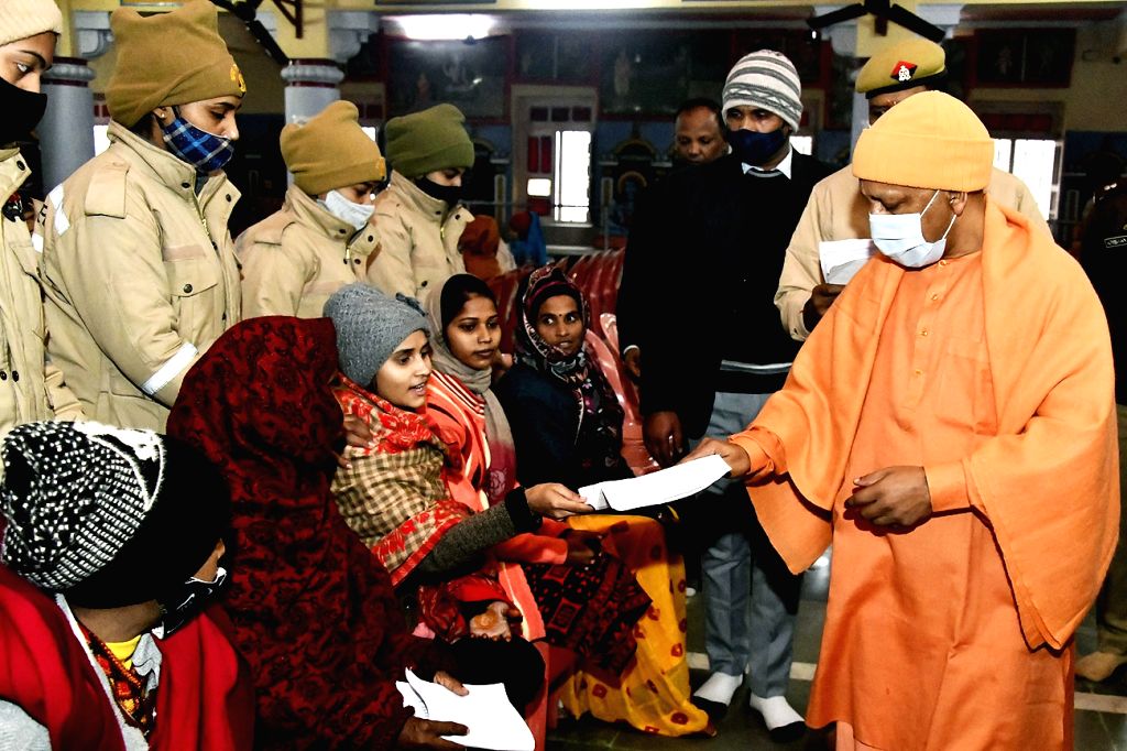 Gorakhpur : Uttar Pradesh Chief Minister Yogi Adityanath interacts with ...