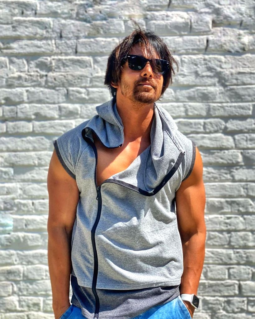 Free Photo: Harshvardhan Rane