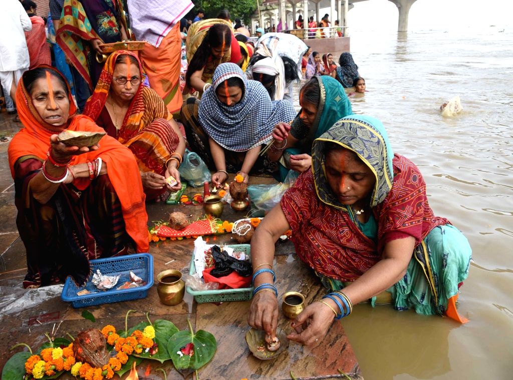 Hindu devotees ritual perform after take bath in river Ganga.