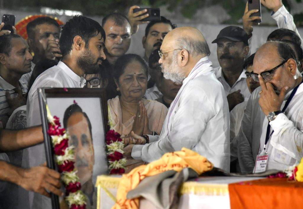 Amit Rupani HM Amit Shah pays tribute to former Gujarat CM Vijay Rupani and offers ...