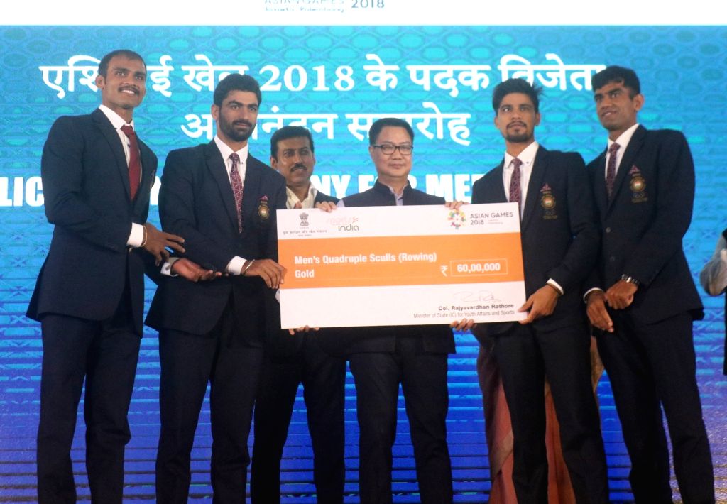 Rijiju felicitates Indian rowing team