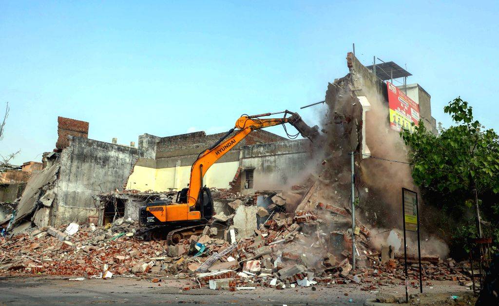 JDA Demolishes Illegal Constructions