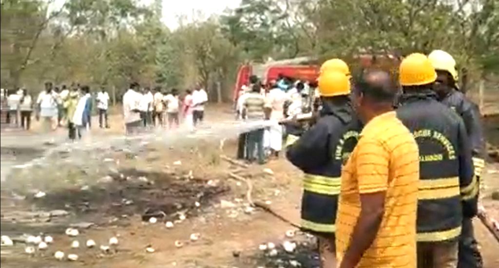 Free Photo : Kancheepuram cracker factory explosion: 2 more succumb to ...