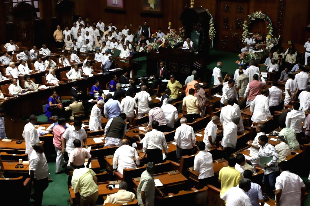 BJP walks out of Karnataka Assembly ahead of trust vote