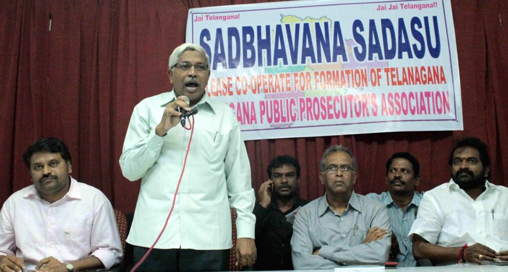 Kodanda Reddy Kodanda Ram Reddy Telangana Joint action committee convener addressing ...