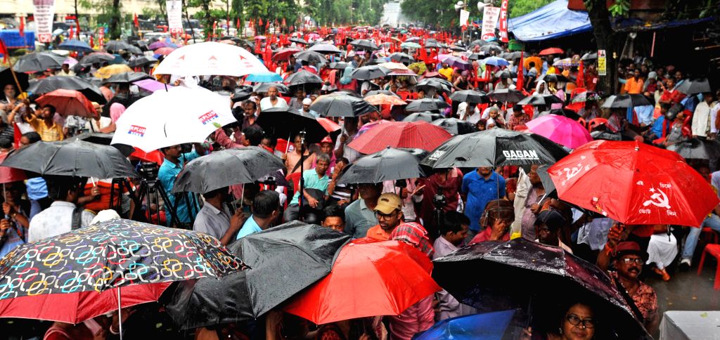 Kolkata : Left-wing leaders and activists participate in protest march