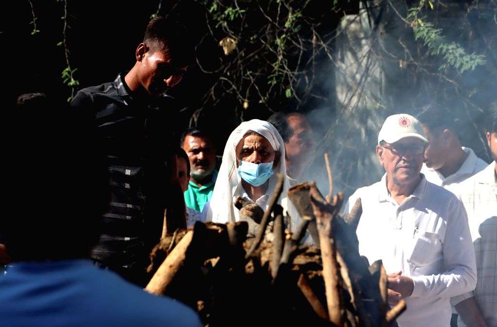 Last rites of Harish Rana
