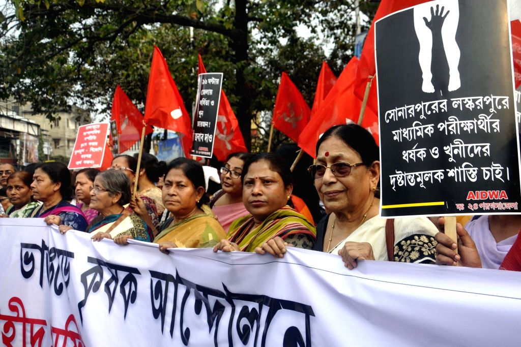 Leftist Activists Leftist protest against West Bengal Government