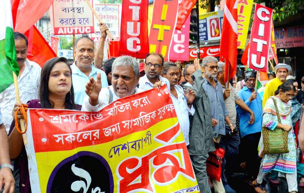 Leftist Activists Leftist and Congress Workers Join Nationwide Strike Rally