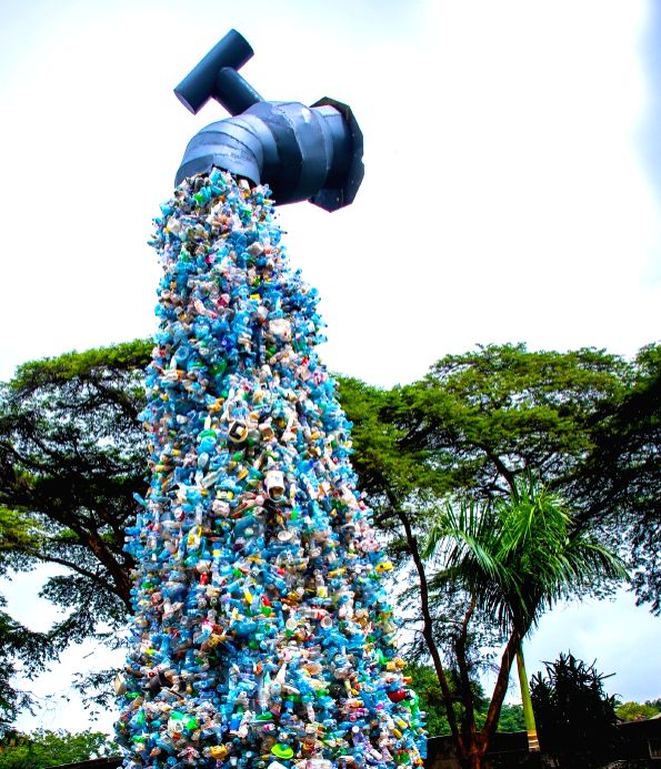 Free Photo : Let's turn off tap on plastic pollution with UN treaty