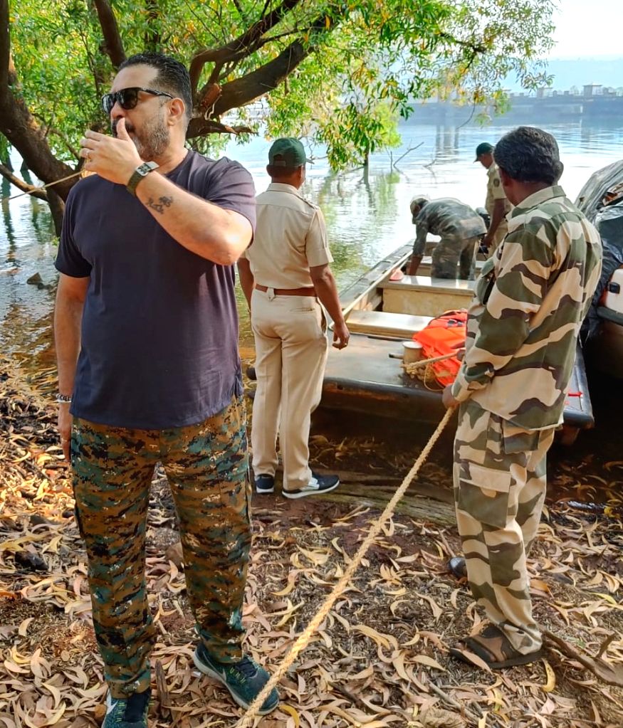 Free photo MAHARASHTRA's top Wildlife officer Principal Chief