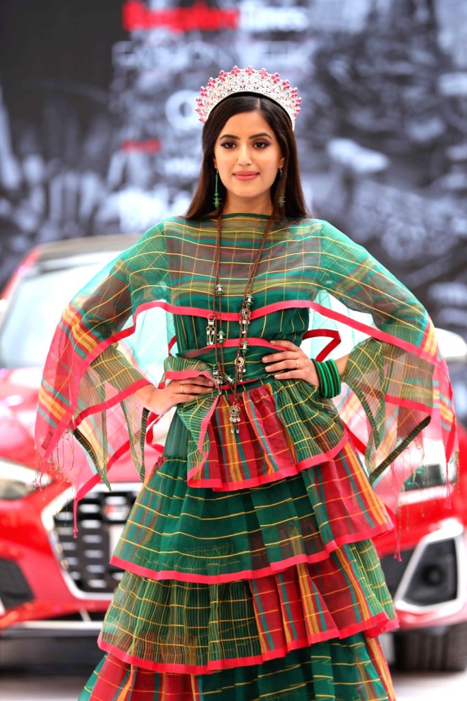Bengaluru:Models showcasing Bangladeshi fashion designer Bibi Russell creation during the ... Bengaluru:Models showcasing Bangladeshi fashion designer Bibi Russell creation during the ...