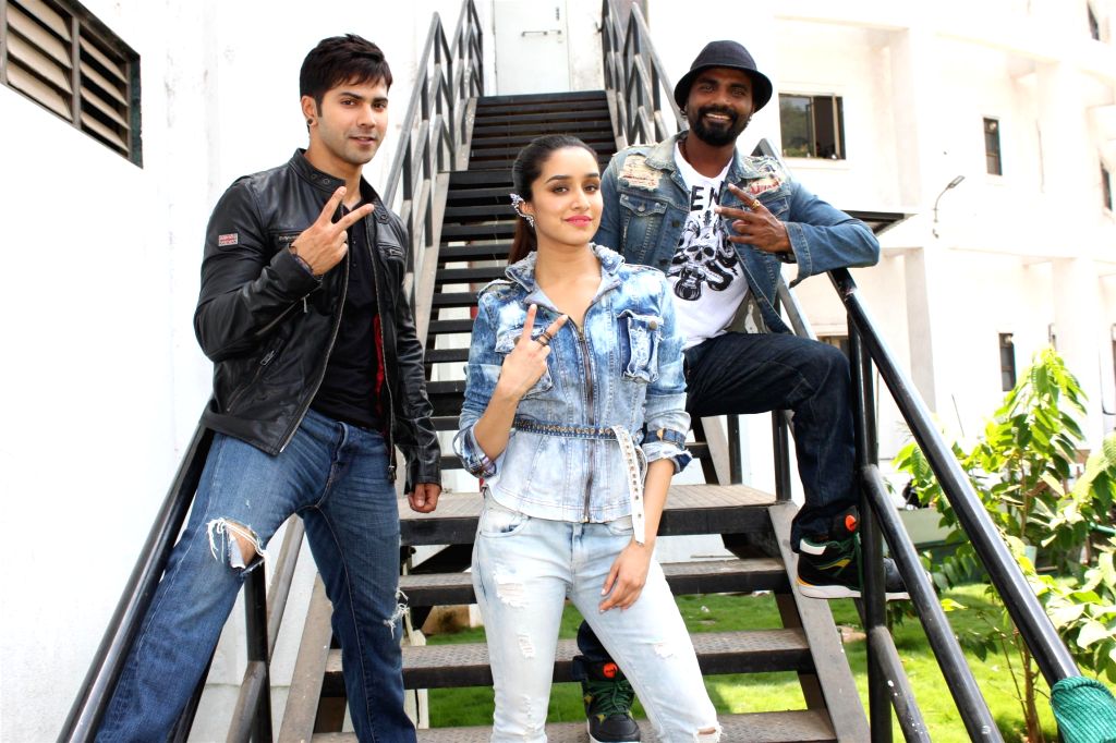 Promotion of film ABCD2 on the sets of Nach Baliye 7