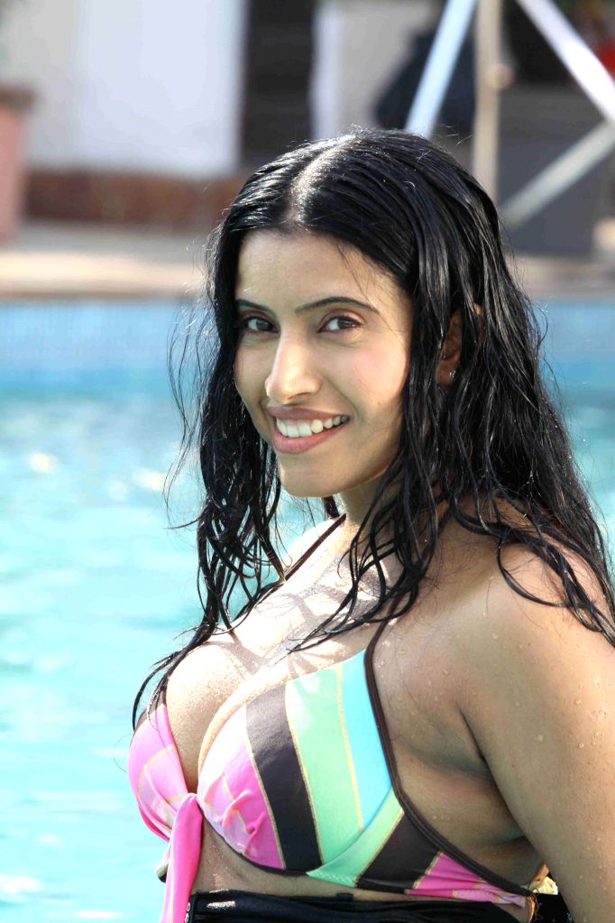 Maushmi Udeshi In Bikini Photo Shoot maushmi-udeshi-in-bikini-photo-shoot