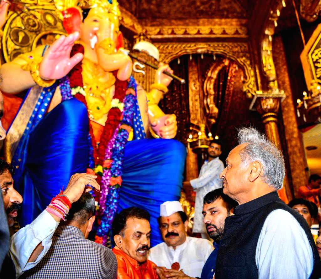Mumbai : Rajasthan CM Ashok Gehlot offers prayer to Lalbaugcha Raja