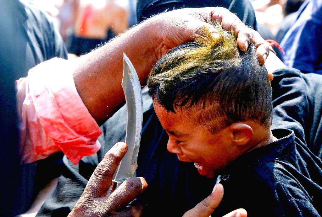 Mohism Ritual Muslims Participate in Muharram Rituals
