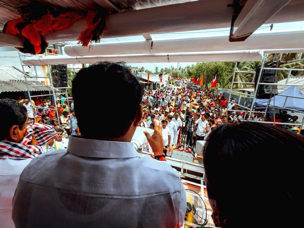 Modakurichi Nainar Nagenthran campaigns in Modakurichi