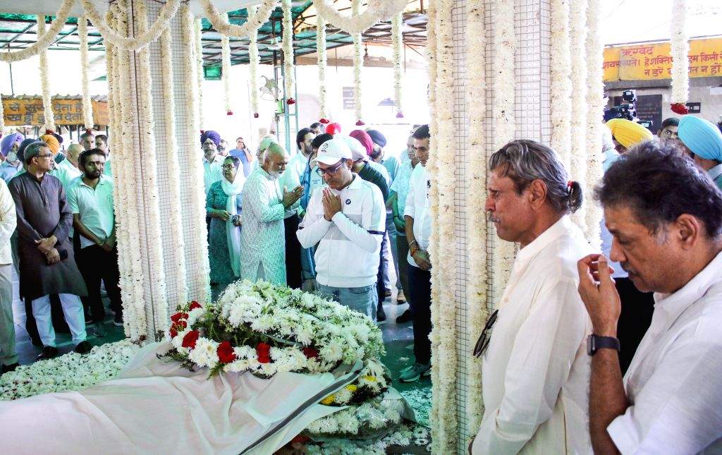 New Delhi : Funeral of former India cricket captain Bishan Singh Bedi