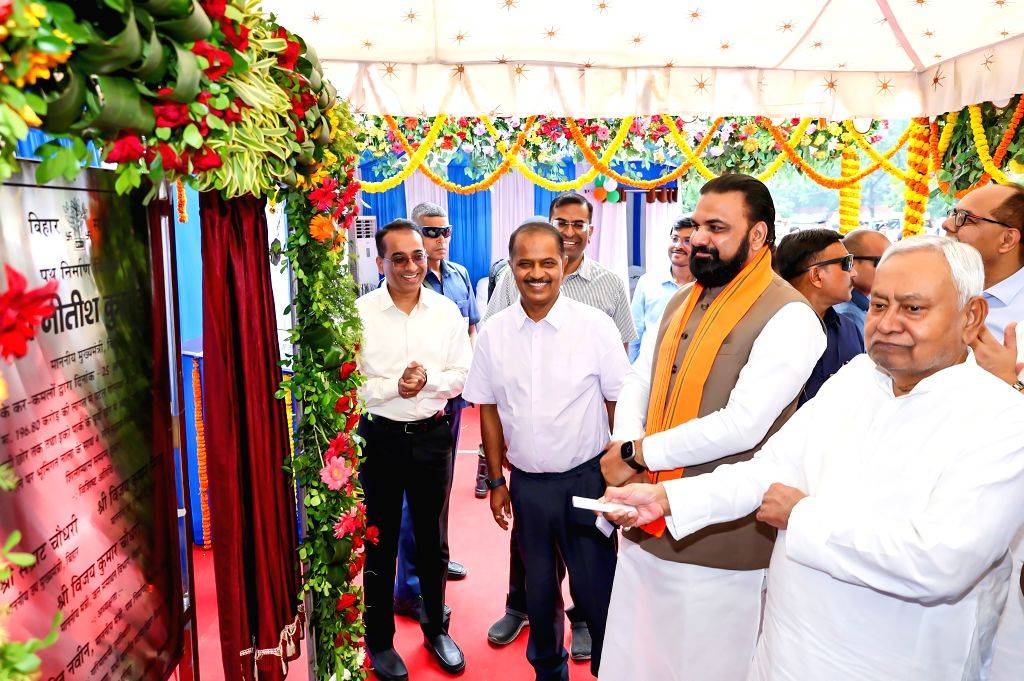 Nitish Kumar Inaugurates Development Projects