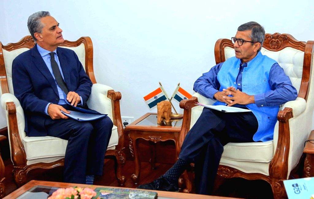 Patrick John Rata meets Rajesh Kumar Singh